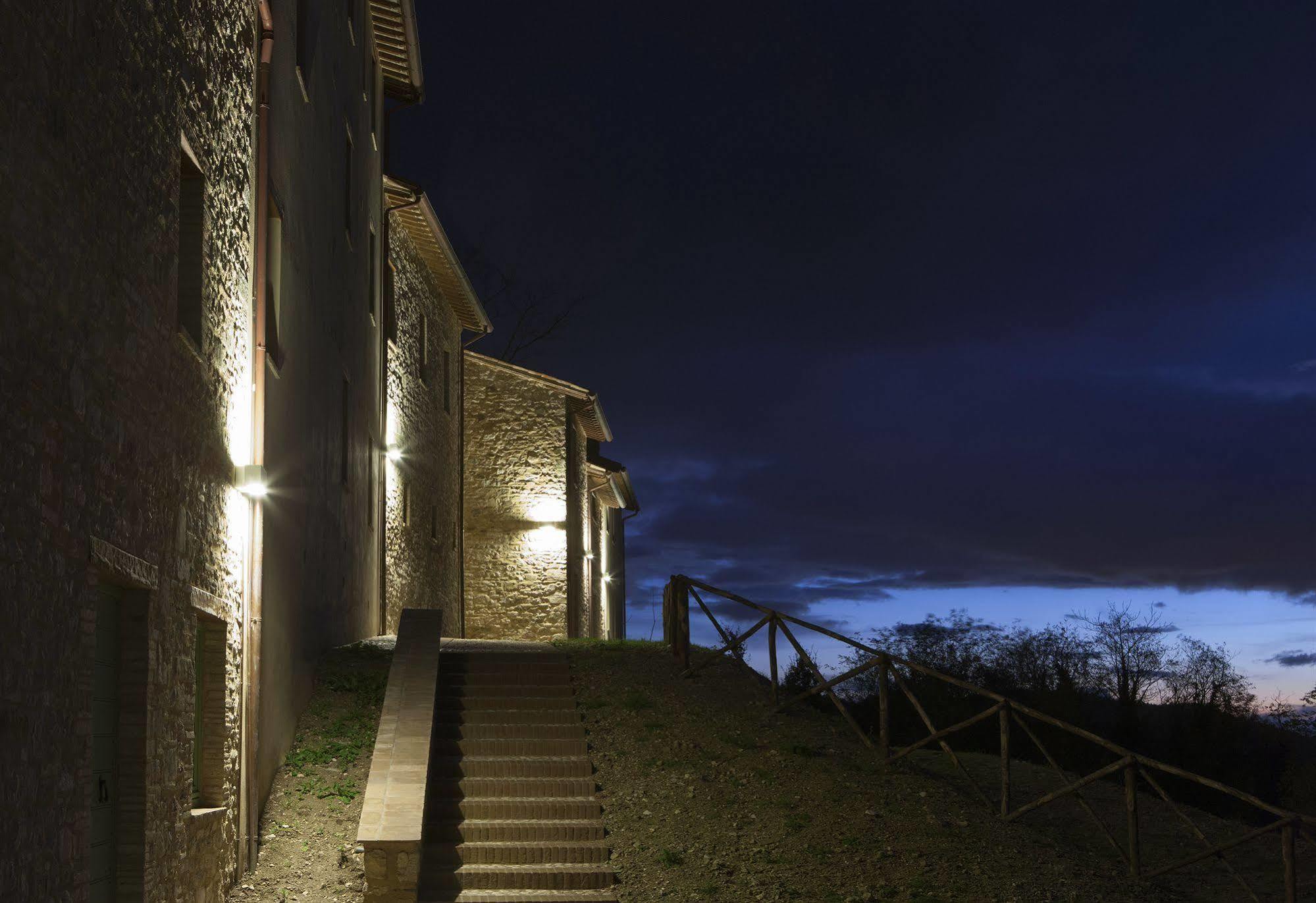 Borgo Di Gallano Valtopina エクステリア 写真