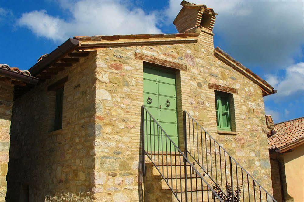 Borgo Di Gallano Valtopina エクステリア 写真
